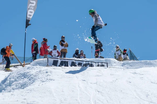 Diogo Pombeiro durante el Campeonato Nacional de Snowboard —  Fotos de Stock