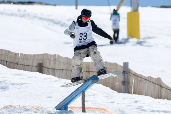 Robinson Weiske durante el Campeonato Nacional de Snowboard —  Fotos de Stock