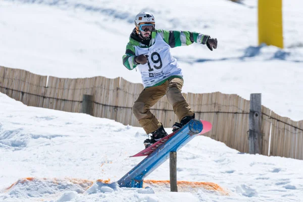 Guilherme Lopes Snowboard Ulusal Şampiyonası sırasında — Stok fotoğraf