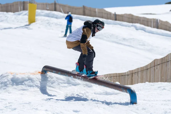 Ricardo Lopes során a Snowboard országos bajnokság — Stock Fotó