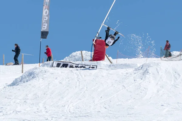 Mateus Morais durante el Campeonato Nacional de Snowboard —  Fotos de Stock