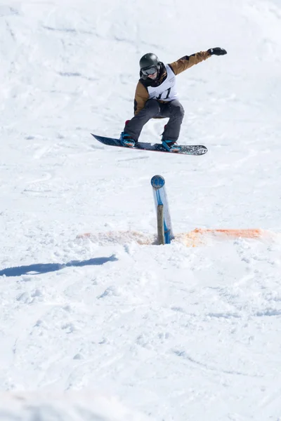 Ricardo Lopes durante i Campionati Nazionali Snowboard — Foto Stock