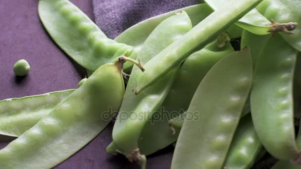 Gröna Sugar Snap Peas — Stockvideo