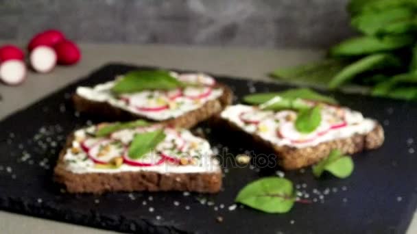 Delicious vegetarian sandwiches — Stock Video