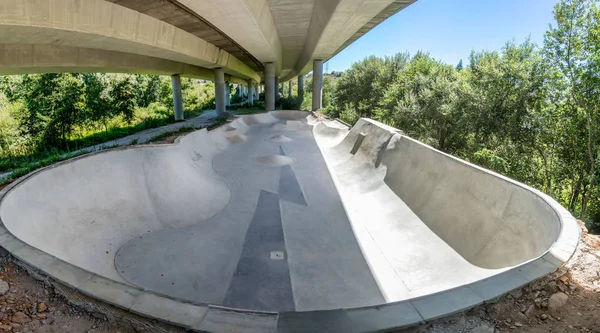 Skate Park betonowy — Zdjęcie stockowe