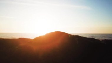 Gün batımında Beach havadan görünümü