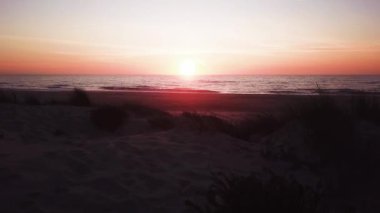 Gün batımında Beach havadan görünümü