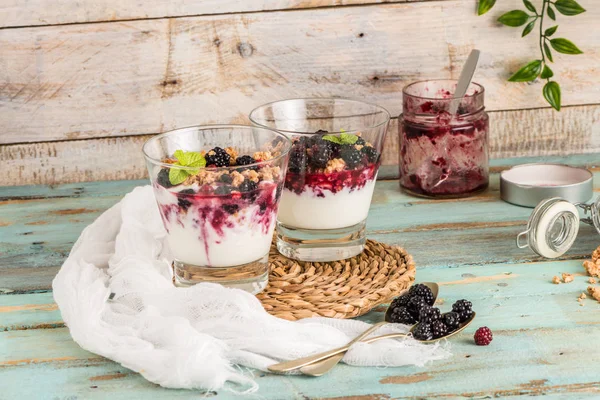 Lezzetli yoğurt çöl