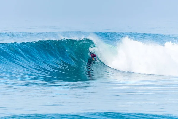 Bodyboarder 서핑 바다 물결 — 스톡 사진