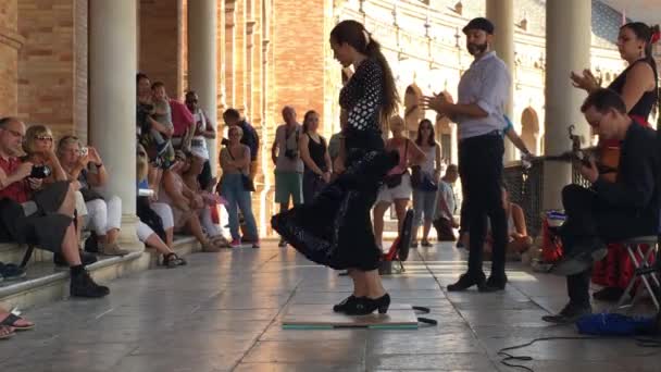 Groupe de danseurs de flamenco — Video