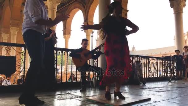 Group of flamenco dancers — Stock Video