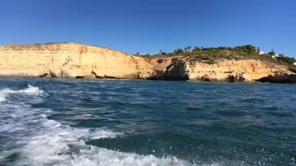 Rocky coastline near Carvoeiro — Stock Video