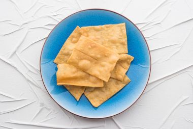 Coscoroes bir plaka üzerinde