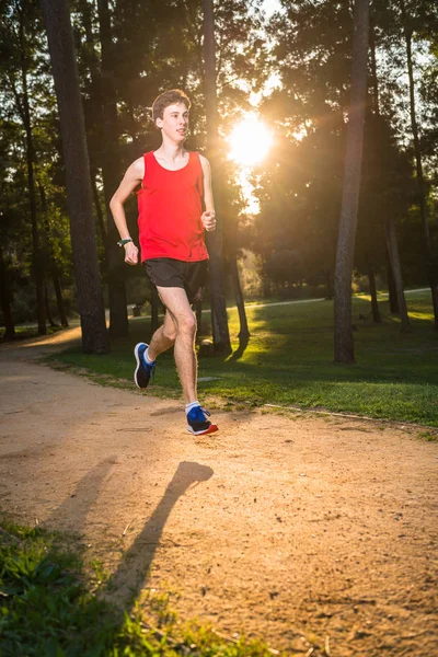 Young man running — Stock Photo, Image