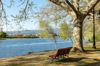 Bir Ponte de Lima Nehri yan profili