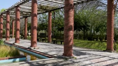 Bu Park nehir Lima bankaların geliştirmek için projenin ayrılmaz bir parçası olup kültürel ve eğlence olmak üzere tasarlanmıştır.