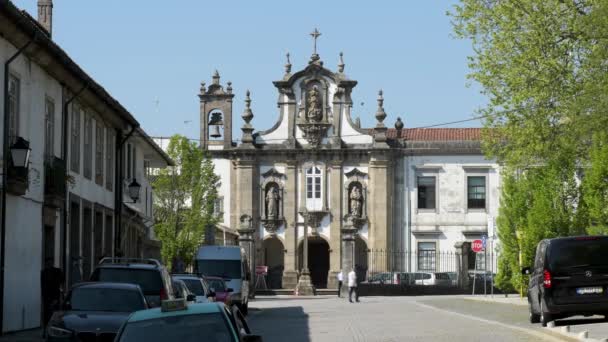 Guimarães Portugal Circa April 2018 Visa Kyrkan Santo Antonio Dos — Stockvideo