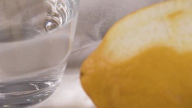 Yumurta tart, geleneksel Portekiz tatlı, pastel de nata, kremalı tart ev üretim malzemeleri.