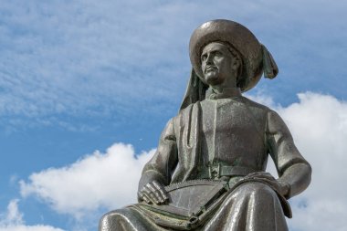 Infante Dom Henrique heykeli