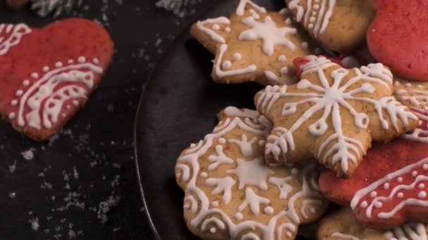 Pieczone Ciasteczka Świąteczne Rustykalnym Ciemnym Tle — Wideo stockowe