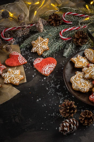 Galletas de Navidad horneadas —  Fotos de Stock