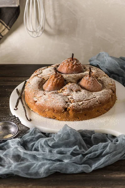 Deilig kake med pære og kanel – stockfoto