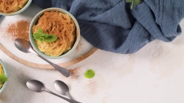 Aletria Klassisk Portugisisk Vermicelli Pudding Som Traditionellt Serveras Julen Det — Stockvideo