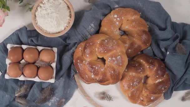 Pasen Folar Eieren Houten Tafelblad — Stockvideo