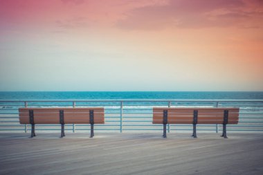 Sunset beach banklar