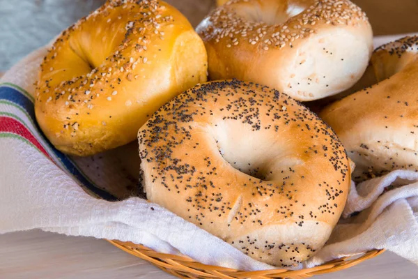 Bagels with seeds — Stock Photo, Image