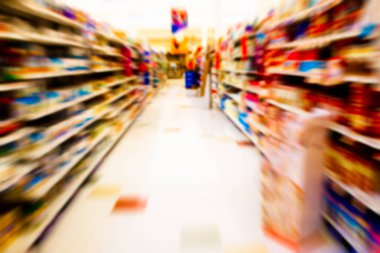 Süpermarket bakkal koridor bulanıklık