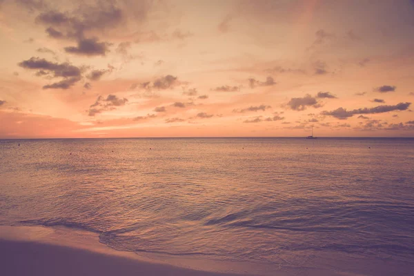 Pôr do sol praia mar — Fotografia de Stock