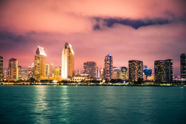 Schöner Sonnenuntergang Mit Blick Auf Die Skyline Von San Diego — Stockfoto