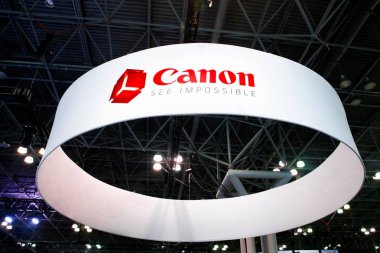 New York City - 24 Ekim 2019 New York 'taki 2019 Photoplus Fuarı' nda Canon Camera 'nın görüntüsü, 