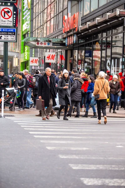 Нью Йорк Декабря 2018 Года Уличная Сцена Городской Жизни Людьми — стоковое фото