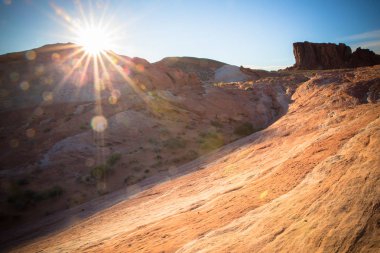Nevada 'daki Ateş Vadisi Eyalet Parkı' ndan güzel jeolojik kaya oluşumları.