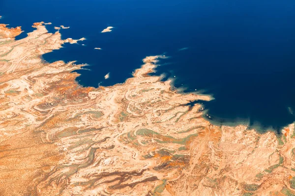美国西部的空中摄影 着眼于地形和米德湖 — 图库照片