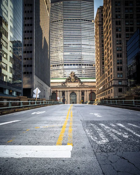 Нью Йорк Апреля 2020 Года Вид Пустую Улицу Центральном Вокзале — стоковое фото