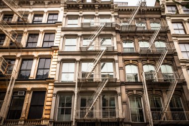 SoHo Manhattan 'daki klasik New York apartmanı manzarası
