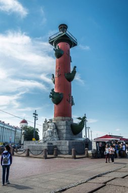 Saint Petersburg, Rusya 'da Rostral köşe yazısı