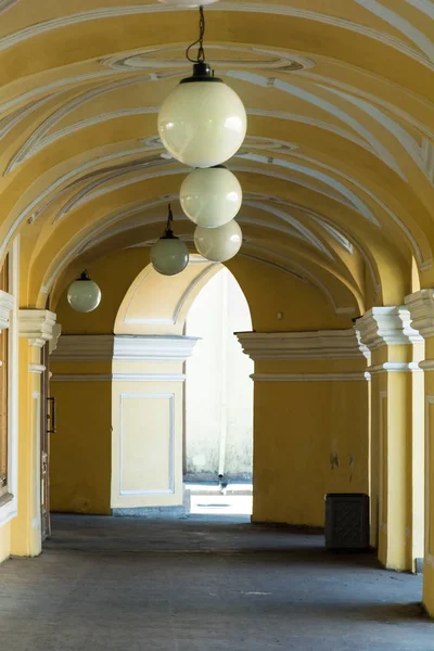 Gostiniy dvor gallery, São Petersburgo — Fotografia de Stock