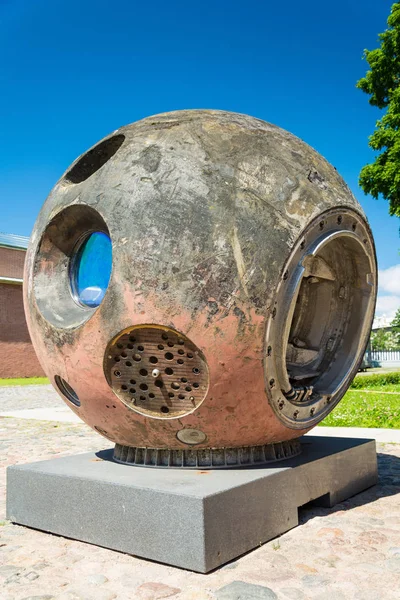 Uzay gemisi: Uzay uydu lander 