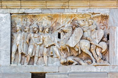 Constantine kemerinin ayrıntıları.. 