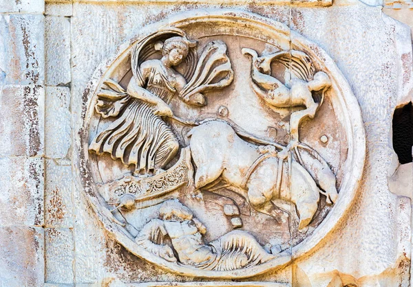 Détail de l'arc de triomphe de Constantin . — Photo