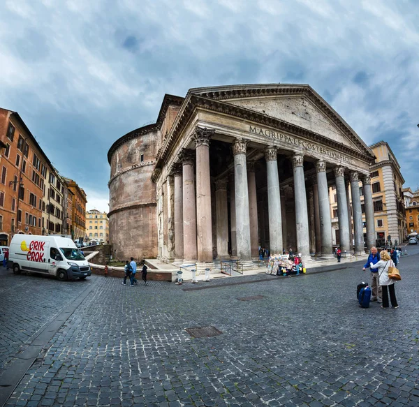 View of Pantheon . Rome. Italy — Stockfoto