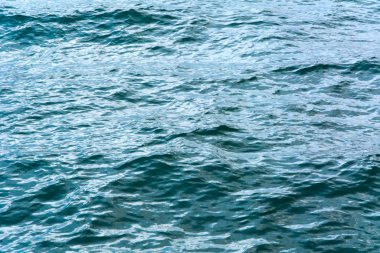 Parlak su dalgalanması