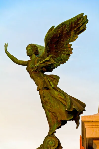 Fragmento del Altare della Patria en Roma. Puesta de sol — Foto de Stock