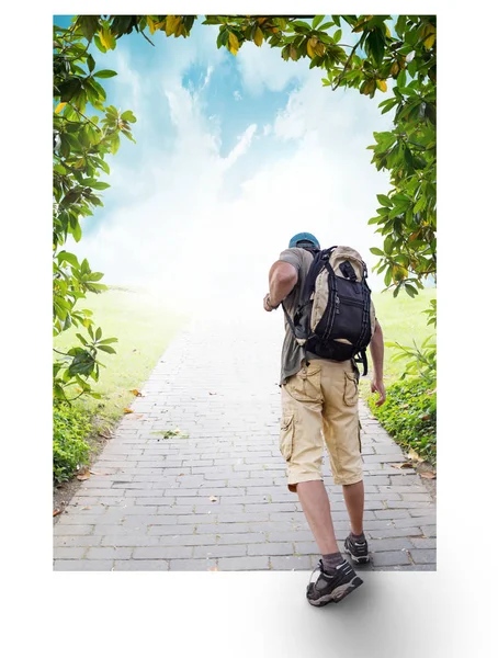 Silhouette of tourist and a beautiful landscape — Stock Photo, Image
