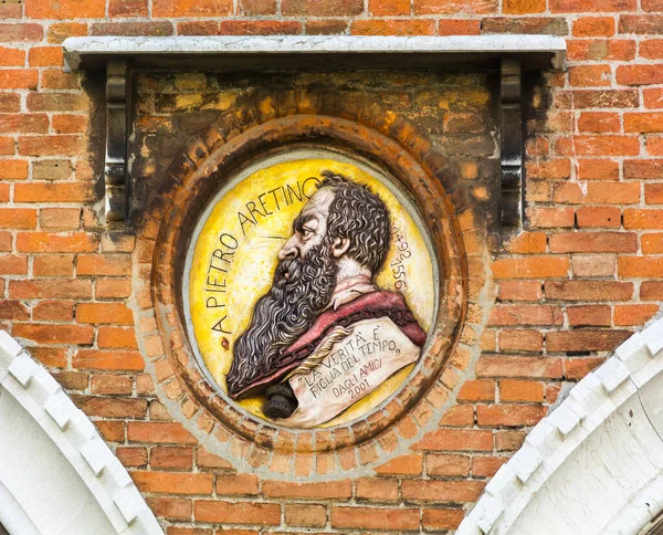 Venedig Italien Mai 2019 Keramisches Emblem Zum Gedenken Pietro Aretino — Stockfoto