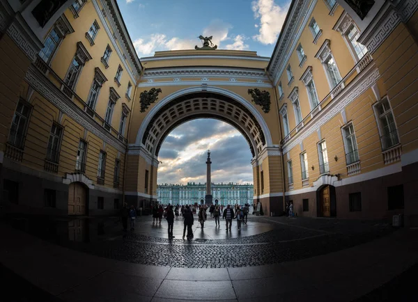 Petersburg Russia July 2016 Winter Palace Alexander Column Arch General — Stock Photo, Image